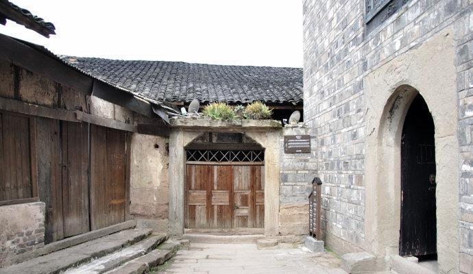 华新环保：云南冰箱拆解仍在正常生产，终止部分为后续厂房基础设施建设与仓储中心等辅助配套设施建设